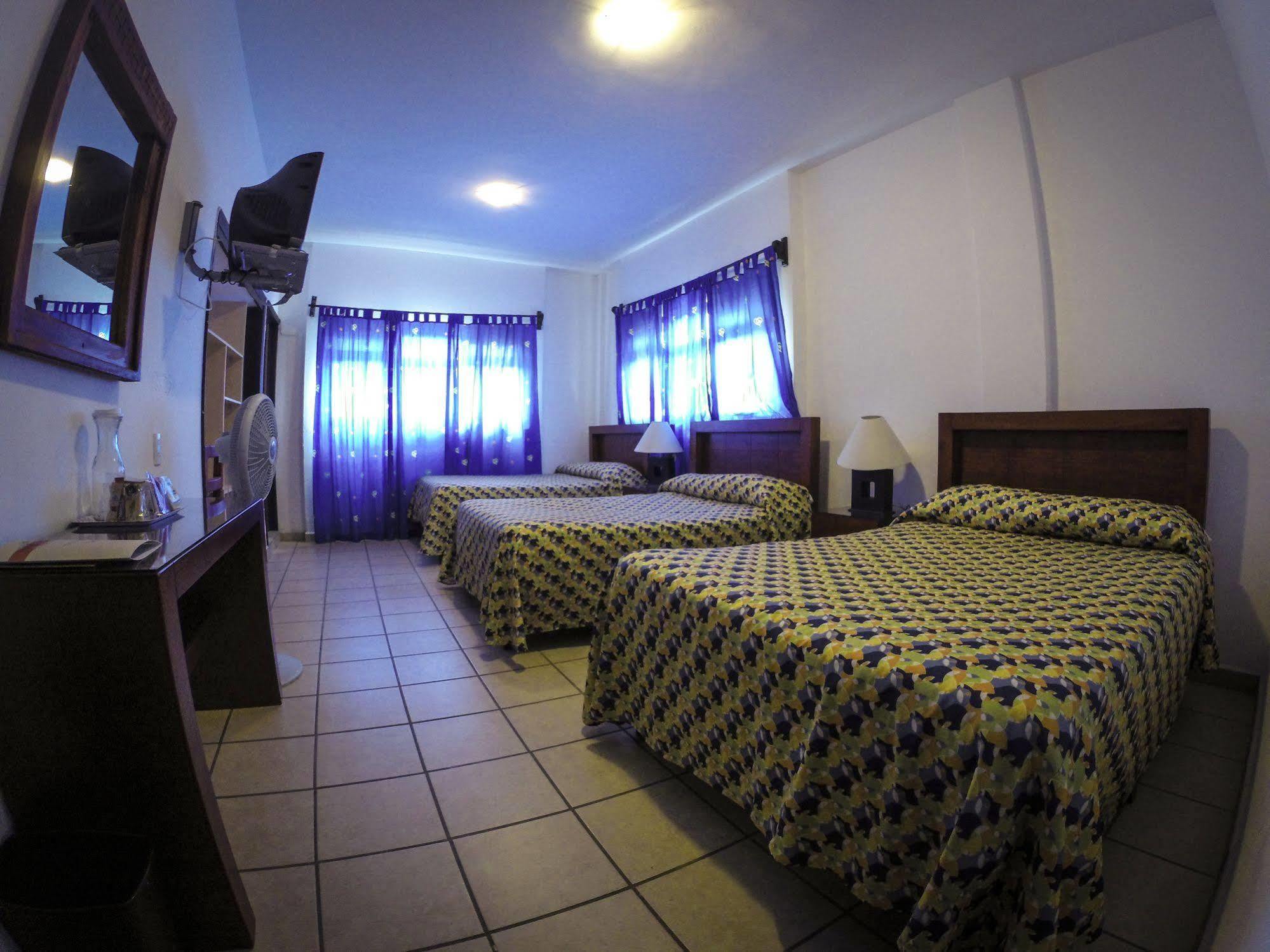 Hotel San Miguel Pénjamo מראה חיצוני תמונה