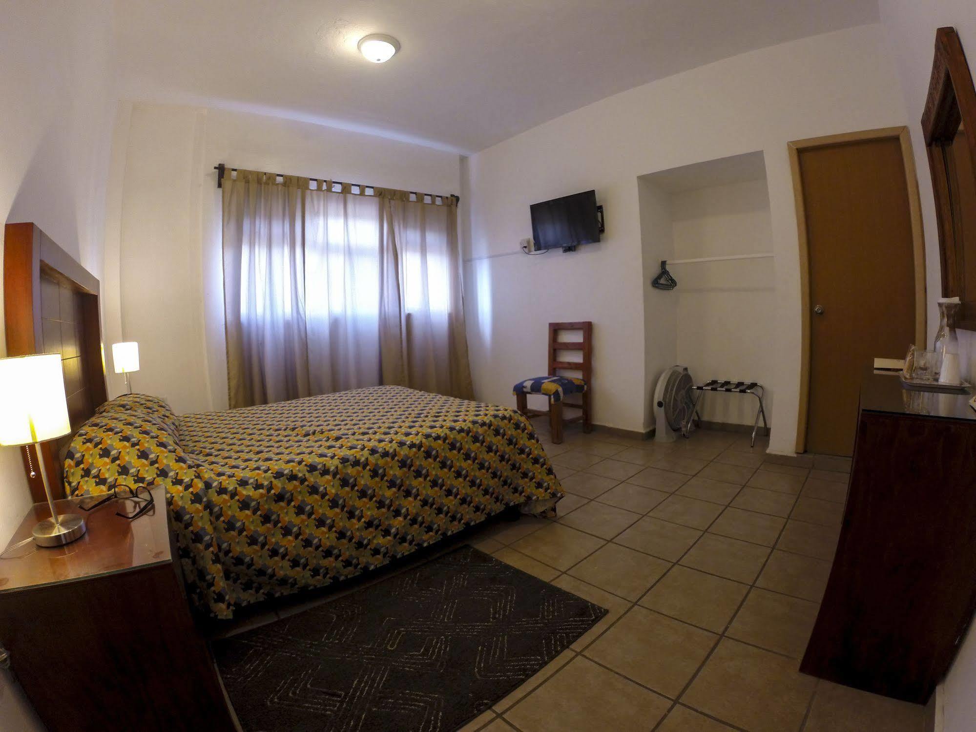 Hotel San Miguel Pénjamo מראה חיצוני תמונה