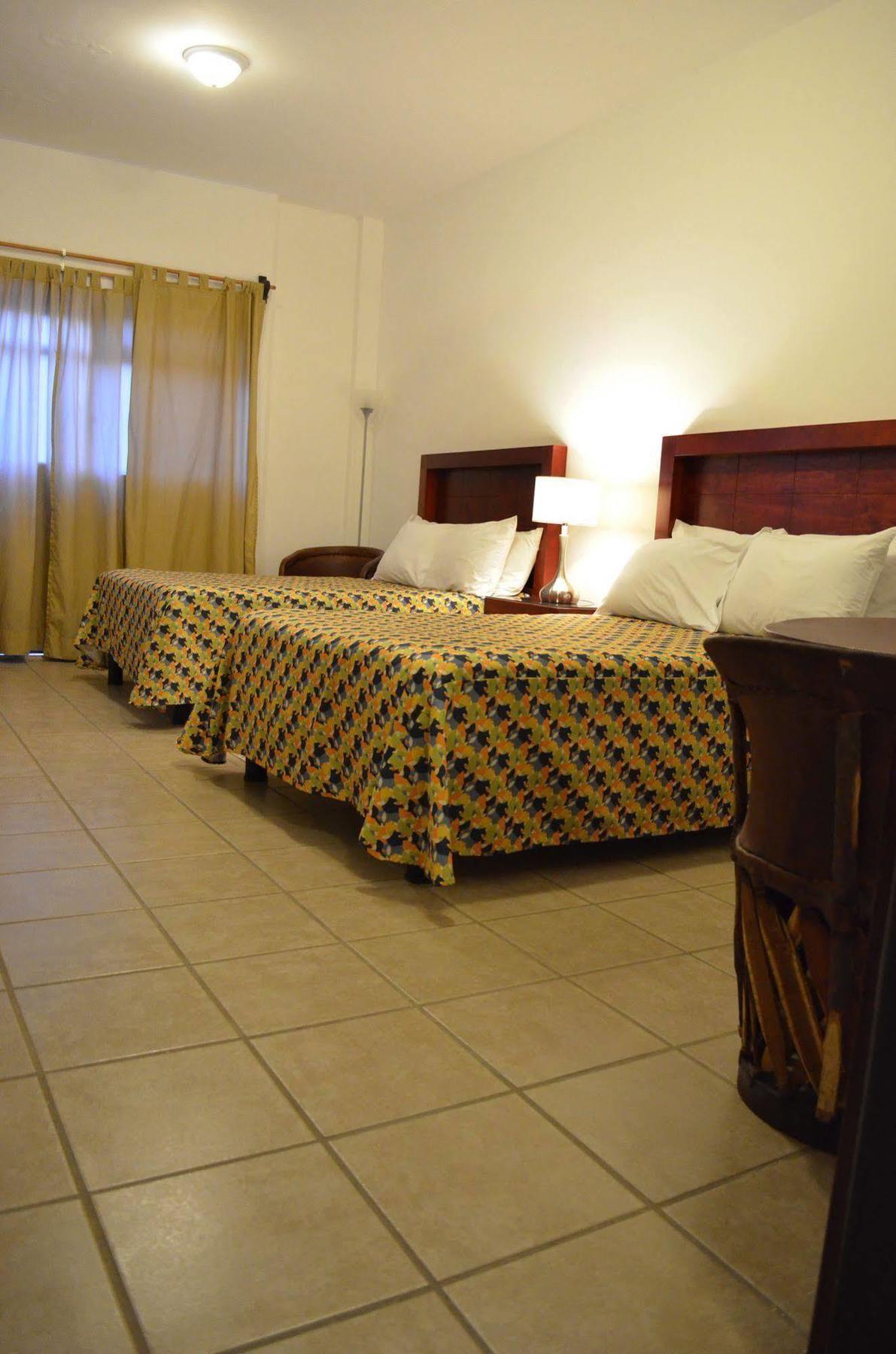 Hotel San Miguel Pénjamo מראה חיצוני תמונה