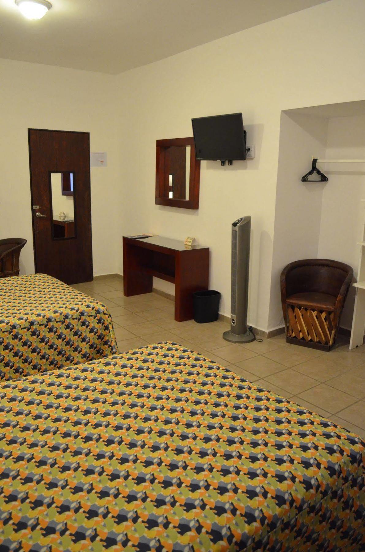 Hotel San Miguel Pénjamo מראה חיצוני תמונה