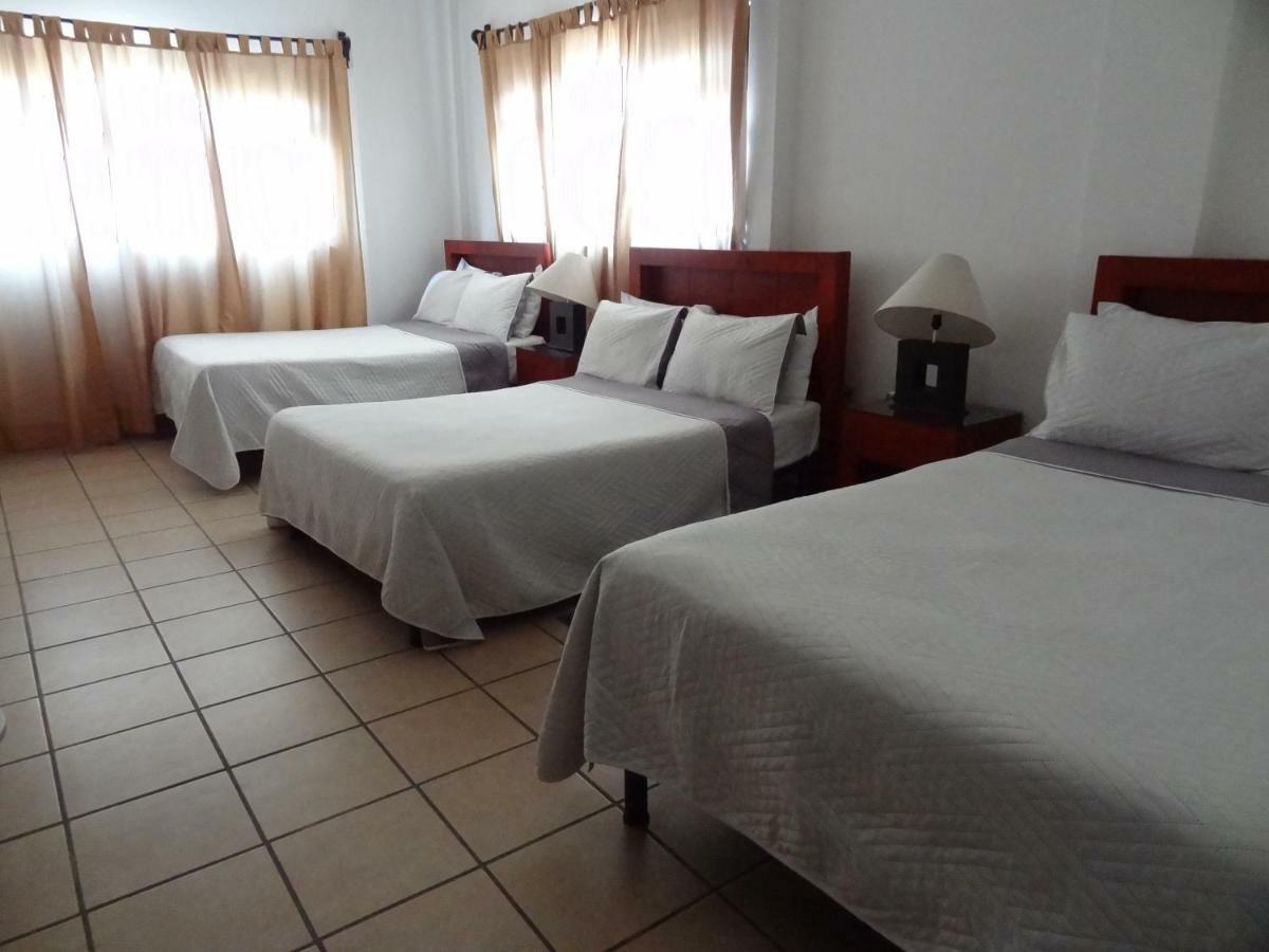 Hotel San Miguel Pénjamo מראה חיצוני תמונה