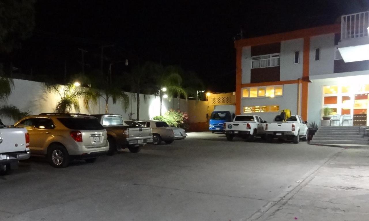 Hotel San Miguel Pénjamo מראה חיצוני תמונה
